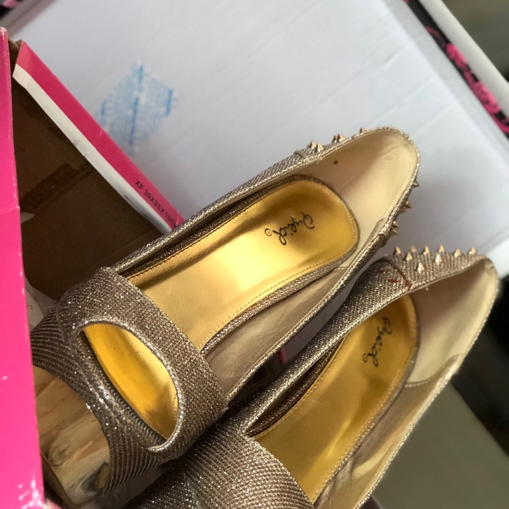 Heels 👠 - Picture 4 of 6